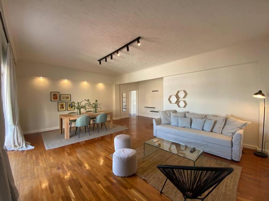 2-Bedroom Apartment In Athina Atenas Exterior foto